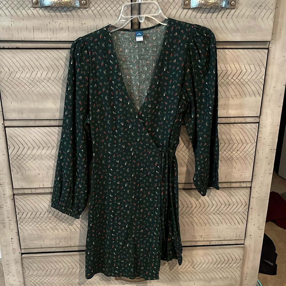 Perfect for the Holidays! Wrap Dress Petite